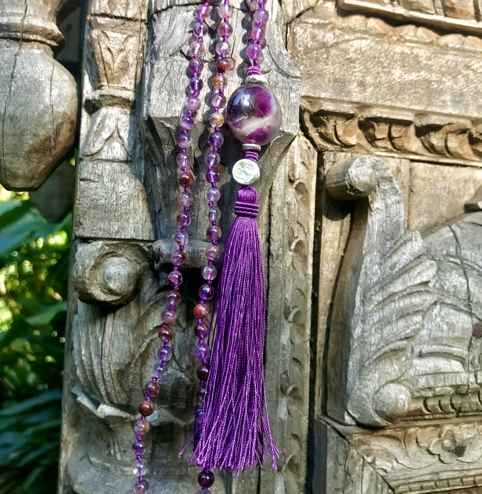 One of a Kind Mala - €159

Every piece is a one of a kind

Details

Amethyst
925 Sterling Silver
Length cm.77
High Polished Finish
Nickel-free
Handmade
Engraved with Patrizia Casamirra Jewels Logo